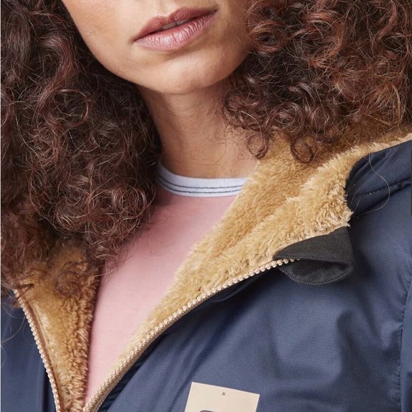 NWT PICTURE Navy/Tan Color Block Reversible Hooded Sherpa Fleece Posy Jacket, L - Picture 7 of 16